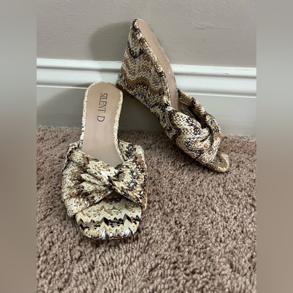 New 37 6.5 Anthropologie silent d Katia wedge sandals raffia tan brown cream - Picture 5 of 17